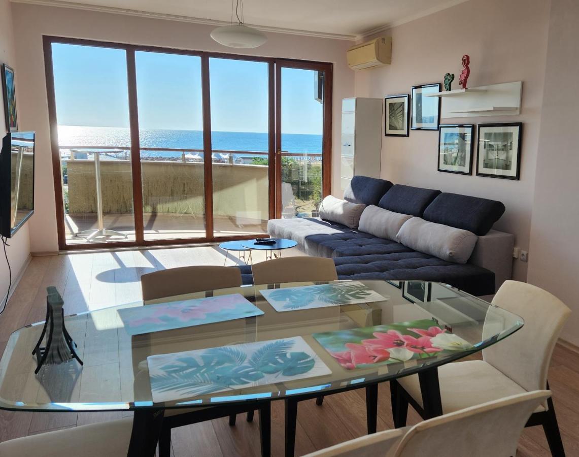 Beach View Apartment Shkorpilovtsi ภายนอก รูปภาพ