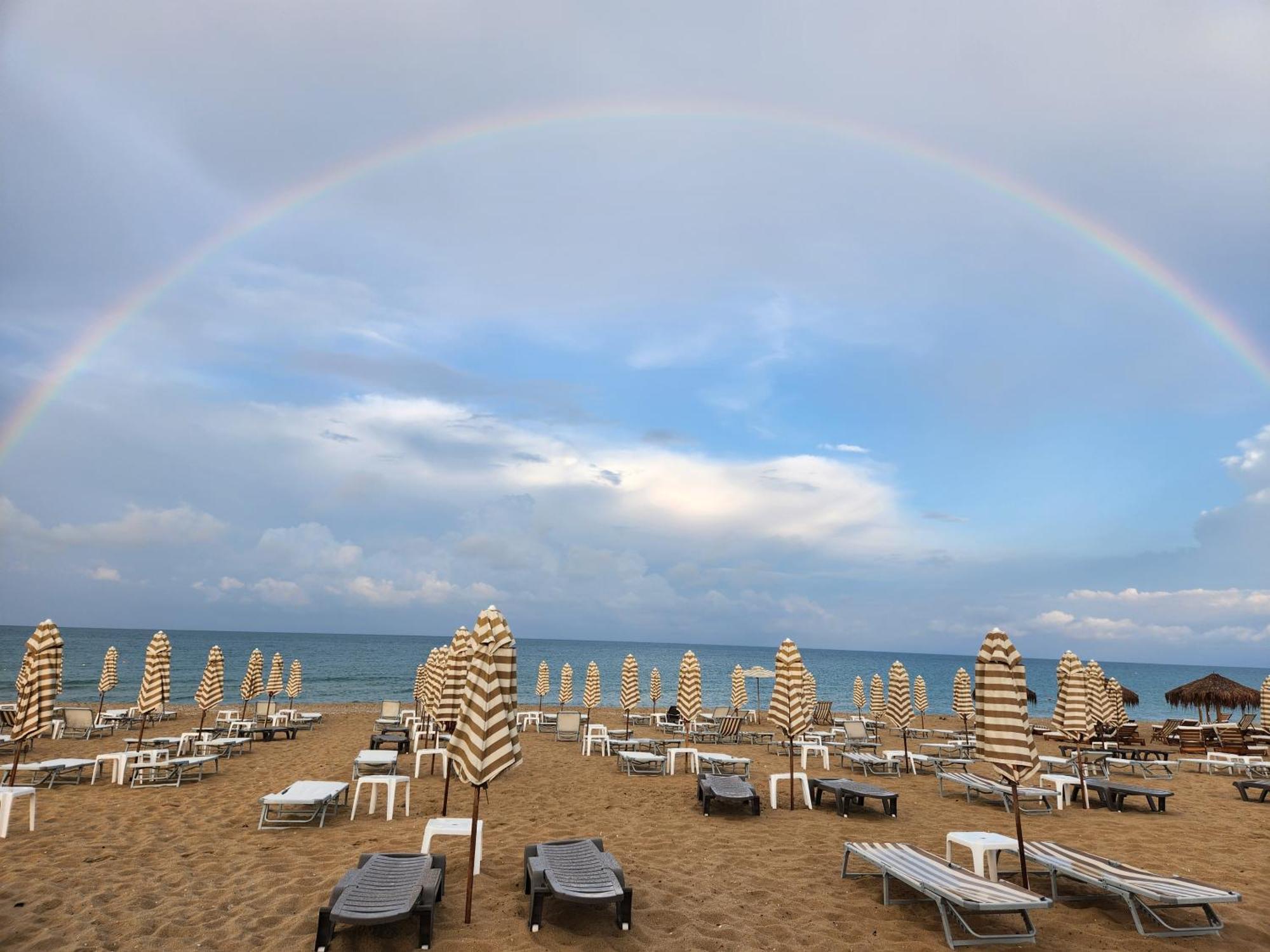 Beach View Apartment Shkorpilovtsi ภายนอก รูปภาพ